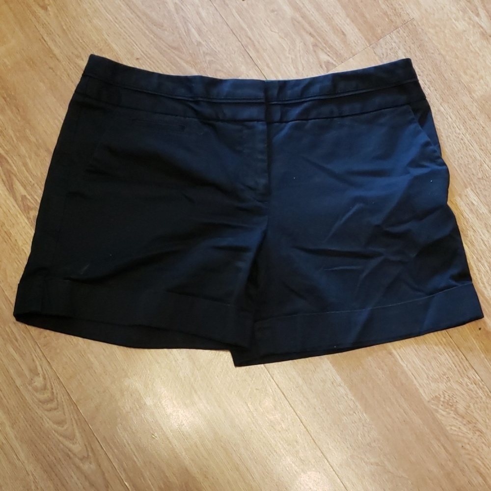Express black cotton roll cuff shorts sz 4